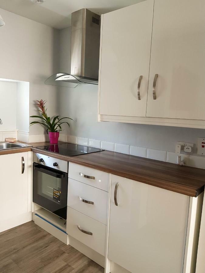 Townhouse In Centre Of Cobh Apartamento Exterior foto